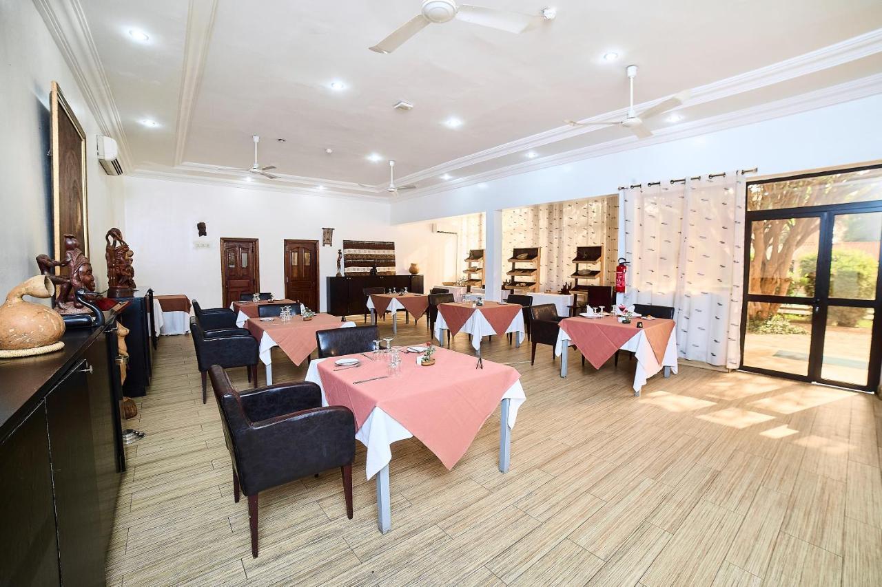 Dunia Hotel Bamako Centre Exteriör bild